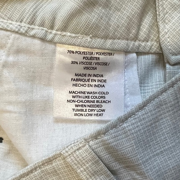 O’NEILL Relaxed Fit Below the Knee Shorts (Size 28) - Picture 3 of 11